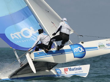 2009 Dart 18 World Champions, Emmanuel
Dod&eacute; and Fred Moreau
