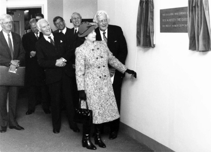 Queen visits, 1987